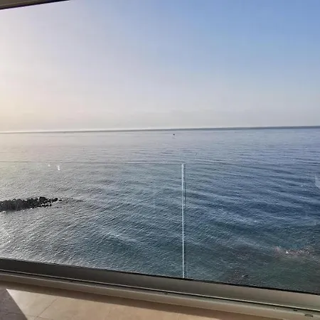 La Perla: Pies En El Agua Apartamento *